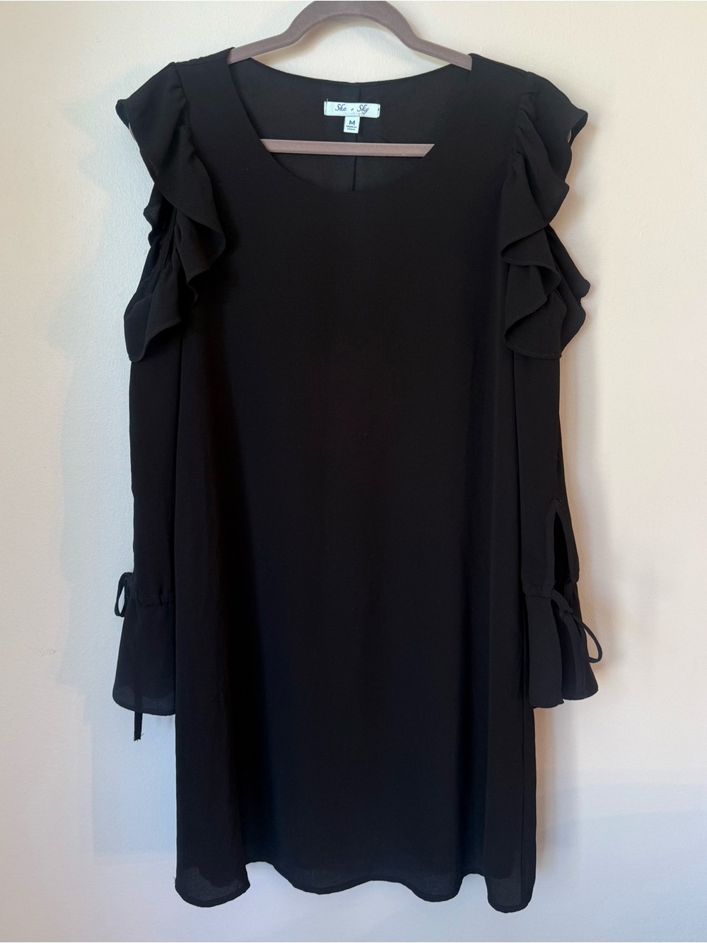 She + Sky Black Long Sleeve Ruffle Shift Dress